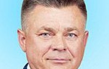“У десантні війська на одне місце за контрактом сьогодні претендують десять дівчат” – Міністр оборони України Павло Лебедєв