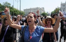 Во Франции работники транспорта простестуют против пенсионной реформы