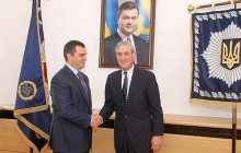 Захарченко зустрівся з Директором ФБР
