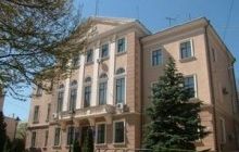 В Тернополе депутаты облсовета устроили пикет под стенами мэрии