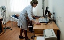 Столичні медики стали заробляти більше