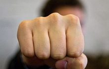 На столичных Новобеличах подростки устроили жестокую драку (видео)