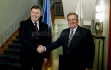 Коморовский пригласил Януковича в Польшу