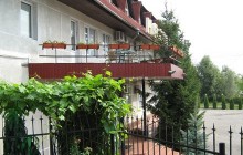 Под Киевом горит гостиничный комплекс