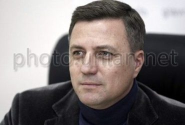 У Києві розповсюджували фальшиву газету проти одного з опозиціонерів