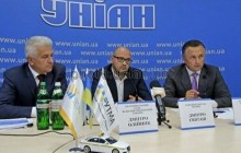 Авторы законопроекта о перевозках на такси обещают легализацию 200 тыс. рабочих мест