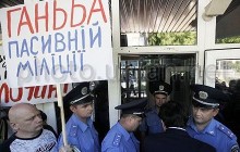Киевский метрополитен винит милицию в нежелании разгонять торговцев