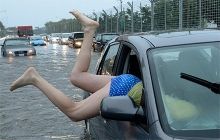 В Торонто - наводнение: метро закрыто, транспорт заблокирован (фото)