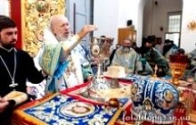 Предстоятель УПЦ молитовно відзначив 47-у річницю своєї архієрейської хіротонії