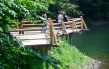 Біля озера Синевир оновлено туристичну інфраструктуру