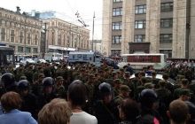 Московська поліція відтіснила активістів від Держдуми