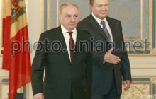 Янукович обсудил с Тимофти вопросы двустороннего сотрудничества
