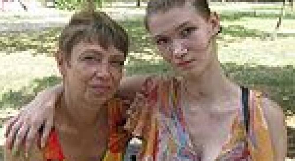 Саша Попова через полтора года после избиения: «Я счастлива, только хочу научиться ходить!»