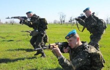 Восени 2013 року на строкову службу призовуть 10 800 осіб