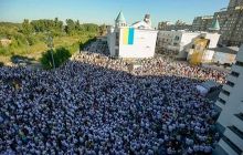 В Киеве освящают Собор Воскресения Христова (фото)