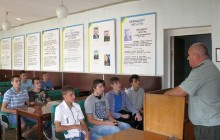 Луганські військкомати поставлять до строю 305 контрактників