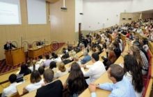 Майже половина викладачів вишів отримують в місяць менше 3 тисяч гривень