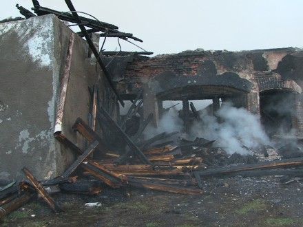 На месте происшествия работает следственно-оперативная группа в количестве 20 следователей / Фото: 53.mchs.gov.ru На месте происшествия работает следственно-оперативная группа в количестве 20 следователей / Фото: 53.mchs.gov.ru