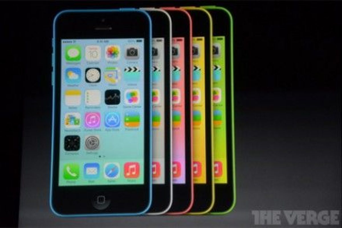 Apple представила iPhone 5S и iPhone 5C (фото) | УНИАН