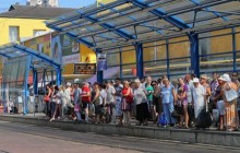 У Києві біля вокзалу утворився трамвайний затор (фото)