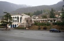 В Абхазії розстріляли російського дипломата і поранили його дружину