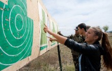 Юнаки і дівчата зі всієї України вчилися у миколаївських десантників захищати Вітчизну