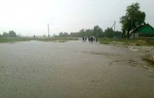 На Одещині злива затопила будинки і дороги, більше ста людей евакуювали (фото)