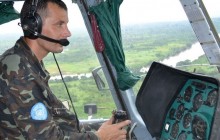 Военнослужащие на вертолете Ми-8 совершили патрулирование пограничной полосы Либерия - Сьерра-Леоне