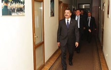 Захарченко зустрівся з главою Інтерполу