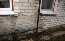 Мешканці Луганщини заявляють про підземні поштовхи, які руйнують будівлі (фото)