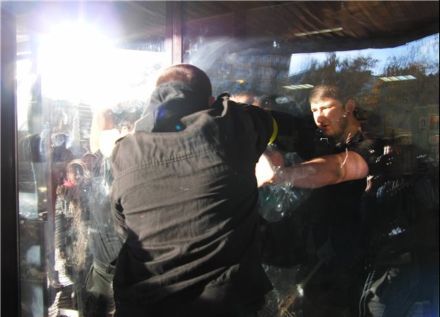 Заворушення в Москві / Фото : great-ross.livejournal.com Заворушення в Москві / Фото : great-ross.livejournal.com