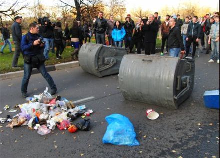 Заворушення в Москві / Фото : great-ross.livejournal.com Заворушення в Москві / Фото : great-ross.livejournal.com