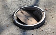 Во Львове ищут трехлетнего ребенка, который провалился в канализацию