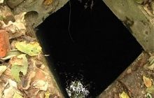 На Сумщині жінка впала в шестиметрову яму з нафтопродуктами (фото)