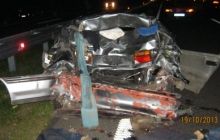 На Киевщине водитель протаранил припаркованный автомобиль: есть жертвы