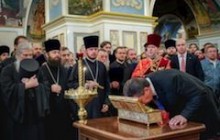 До Києво-Печерської Лаври зі Святої Гори Афон прибула правиця святого великомученика Георгія Побідоносця