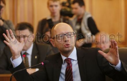 Яценюк назвал три достижения Евромайдана