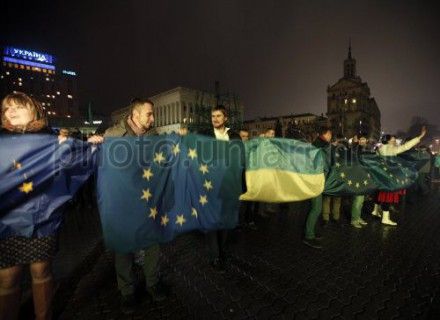 Євромайдан: Мітингувальники Євромайдан: Мітингувальники