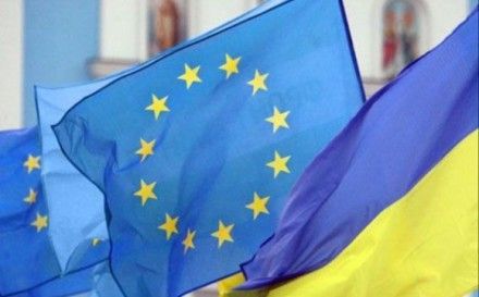 ЕС призывает украинцев воздержаться от насилия / Фото: dispatchnewsdesk.com