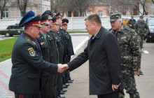 Міністр оборони Павло Лебедєв перевіряє військові частини та установи Рівненського гарнізону