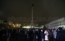 На "Євромайдані" у Києві комунальники та міліція завадили активістам встановити намети
