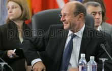 Президент Румунії назвав "дурістю" ідею тристоронніх переговорів ЄС-Україна-Росія