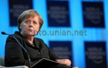 Меркель: Германия поговорит с Россией, чтобы перед Украиной не было выбора “или-или”