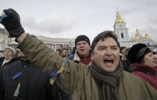 На Михайловскую площадь прибыли лидеры оппозиции
