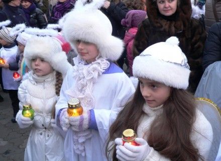 Парад миколайчиків в Ужгороді-2013 / Фото: Закарпаття.нет