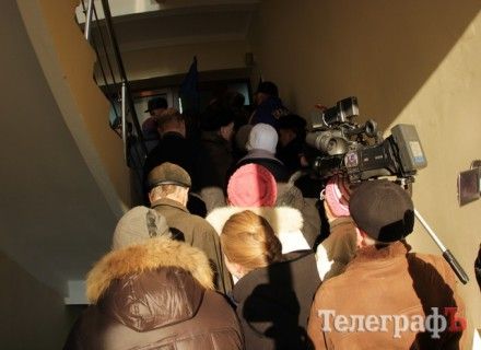 Штурм горсовета в Кременчуге / Фото: telegraf.in.ua Штурм горсовета в Кременчуге / Фото: telegraf.in.ua