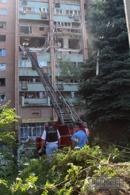 Вибух газу у 14-поверховому будинку у Луганську