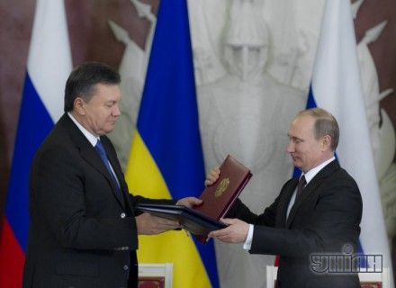 Украина получила долгожданную скидку на газ и обещание кредита на $15 млрд