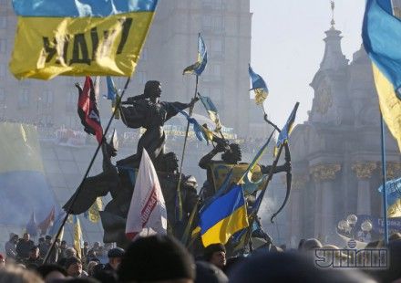 На Майдані готуються до свят