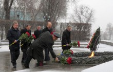 По случаю 22 годовщины Вооруженных Сил Украины в Киеве и гарнизонах состоялись церемонии возложения венков и цветов